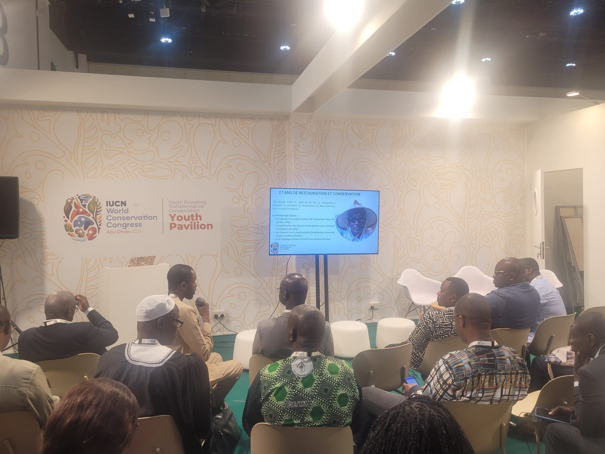 <p>
	Dialogue intergénérationnel sur l’éducation, la conservation et la restauration écologique : de l’expérience d’Aly Ly et de la communauté de Loboudou à la préparation du Congrès mondial des Aires Marines Protégées (AMP 2027, Sénégal).</p>